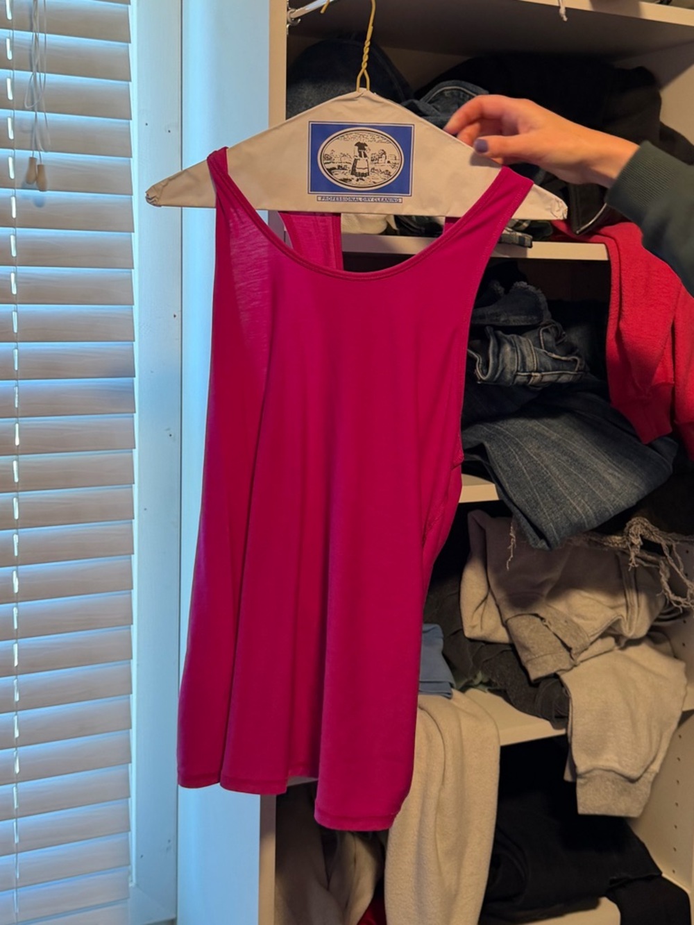 Athleta Bright Fuchsia Women's Scoop Neck Tank